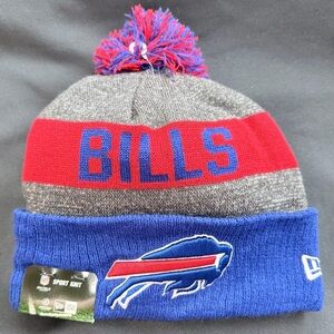 Beautiful New Era Royal Buffalo Bills NFL Blue Striped Cuffed Knit Hat Pom